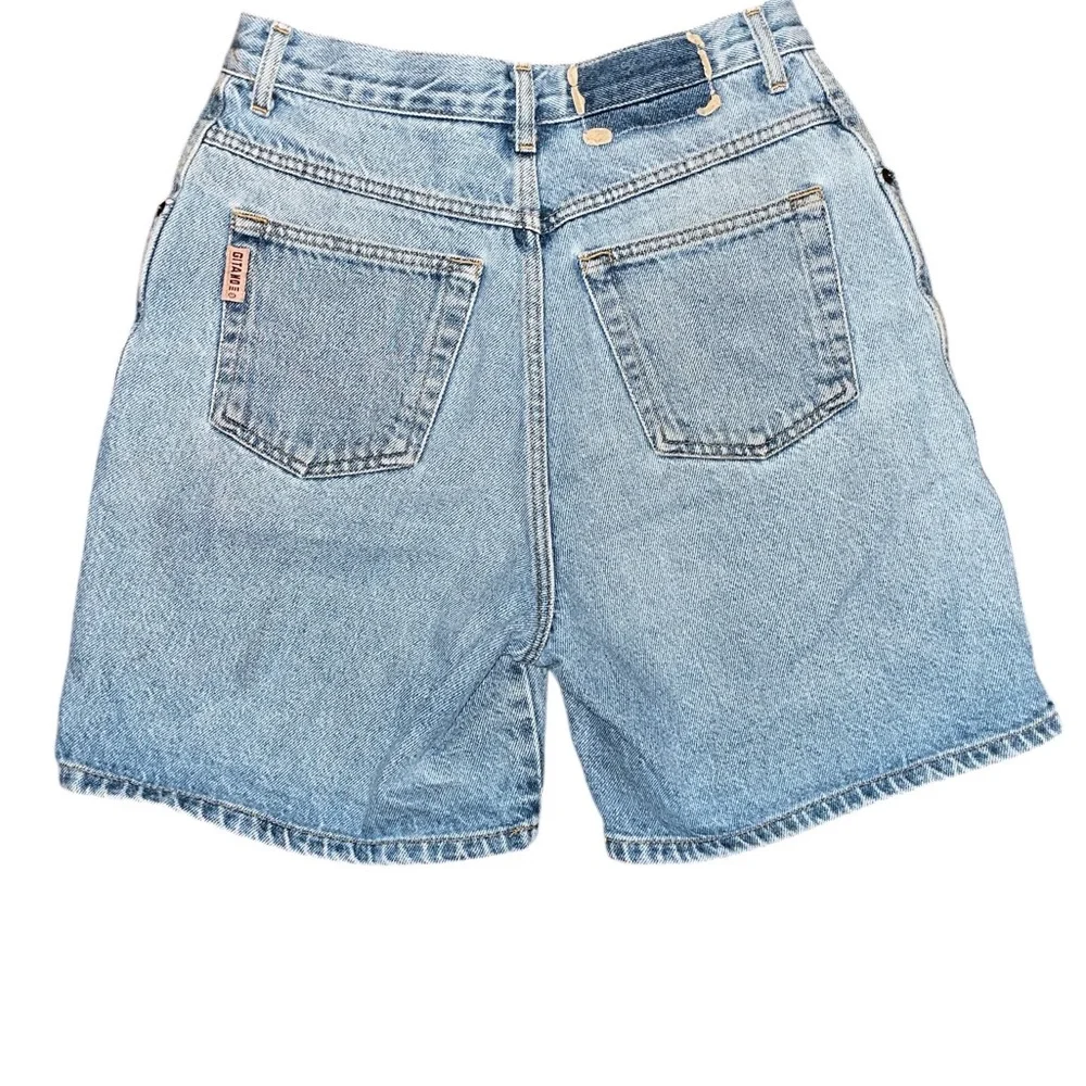 “GITANO” VTG 90’s high waisted stone wash denim blue shorts - Picture 2 of 12